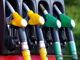 Independent coastal service station