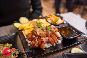 LICENSED RESTAURANT-- MELBOURNE-- 1P9589