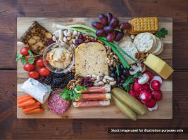 Trusted market stall in prime location
