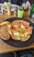 Cafe & Bar - Prime Location - 37595