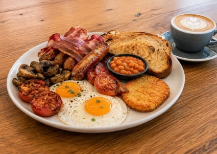 6 DAY - CLOSED SUNDAY - DAYTIME CAFE INNER N/EAST SUB T.O. $18,000PW 25-26kgs COFFEE PW - $375,00...