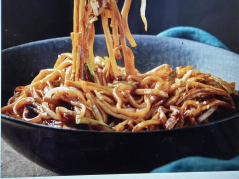 Noodle Bar takeaway $18500 weekly takings. PBA