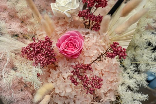 Hole In The Wall Florist | Thousands Walking Past Daily | MAS217