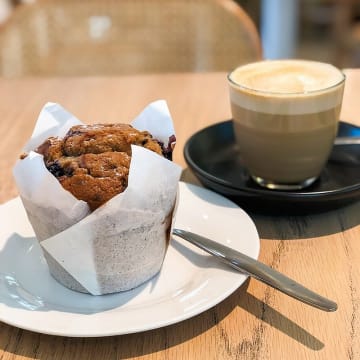 Ref: 3156, *HUGE EXPOSURE*, C A F E , CBD