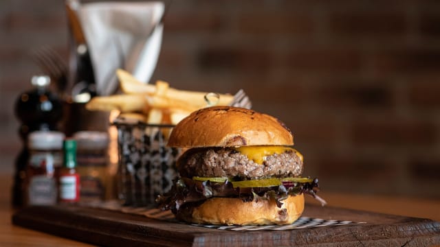 Best Rated Burger Shop for Sale in Frankston / Quick & Transparent Sale