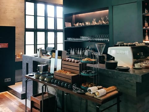 Gold Coast - Unisex Hair and Cafe for Sale- A local icon