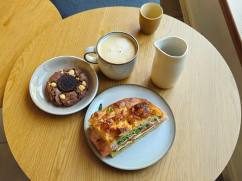 ESTABLISHED LOCAL CAFÉ | OVER 10 YEARS OF GOODWILL | STRONG COMMUNITY FOLLOWING