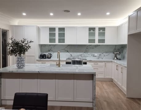 Kitchen Cabinets / Cabinet Maker