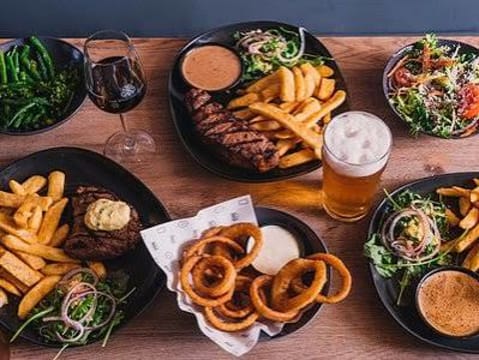 Restaurant - Well Known Franchise - 37700