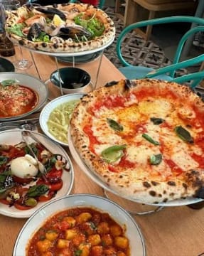 Italian Cuisine Restaurant - Waverley Hot Spot - 37583