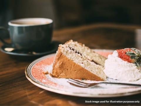 Established cafe with strong turnover