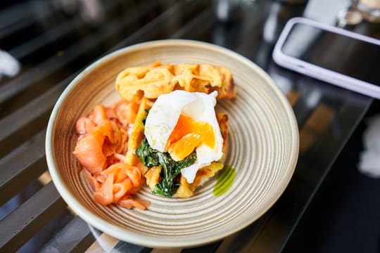 Cafe - Takeaway - Eastern Suburbs - Sales $17135  p.w. - Nets $4,429  p.w. - G1807