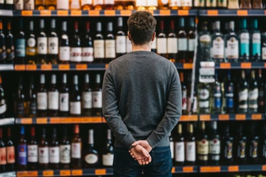 Outstanding ~ $1M Turnover Bottle Shop – Secure 5x5x5 Lease & Ultra-Low Rent!  BE-1075