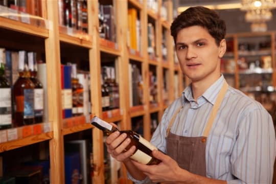 Well Established Semi Managed Bottle Shop in Geelong - Ref: 12261