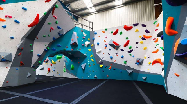 PREMIUM INDOOR CLIMBING & FITNESS CENTRE – EXCEPTIONAL INVESTMENT OPPORTUNITY – MELBOURNE WEST