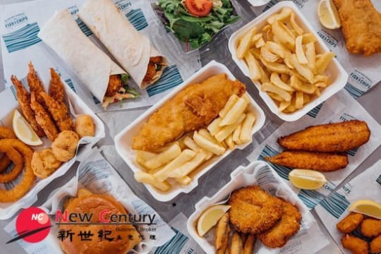 FISH & CHIPS/TAKEAWAY -- LANGWARRIN --1P10668