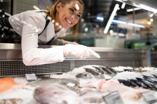 PROFITABLE SEAFOOD RETAILER WITHIN MAJOR SHOPPING PRECINCT
