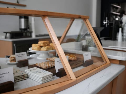 BEACHSIDE CAFE FOR SALE | SOUTHERN GOLD COAST