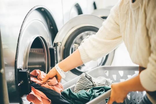 Coin Laundry - Easy To Manage - 37622