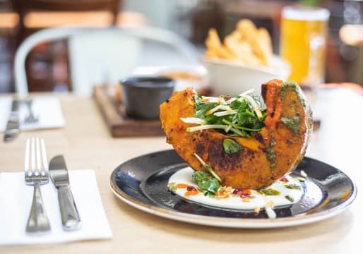 Restaurant / Cafe / Bar - Excellent Setup - 37083