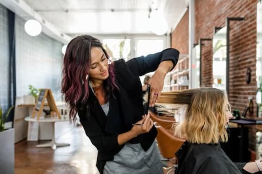 STYLISH BOUTIQUE SALON | HIGH EXPOSURE LOCATION | READY TO WALK IN