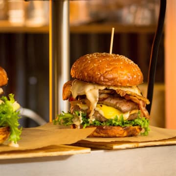 Burger Outlet / Fish Chips - Business Opportunity