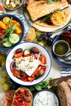 MODERN MEDITERRANEAN RESTAURANT | $16,000–$18,000 PER WEEK | JUST 25 TRADING HOURS