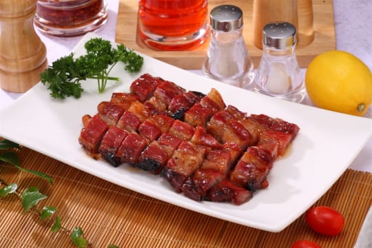 Busy Box Hill Chinese BBQ Restaurant with Private Dining Rooms - Ref: 13363