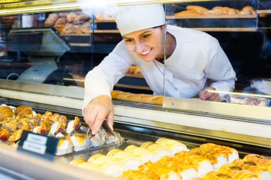 Modern Patisserie/Bakery Shop in the Eastern Suburbs - Ref: 18363