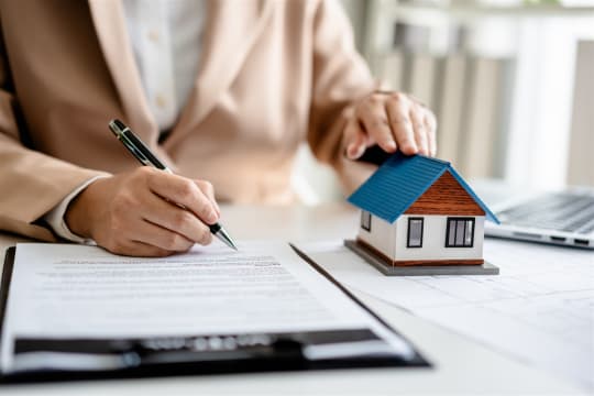 Residential and Commercial Rent Roll in South East Suburbs - Ref: 19065