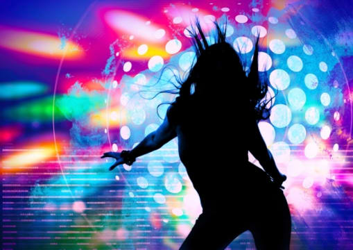 Nostalgic Bar & Nightclub - Net profit $376,000 - Under full management - PM1082