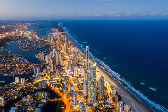 Beachfront Landmark - Over 4,000m2 Site in Surfers Paradise - 38DS