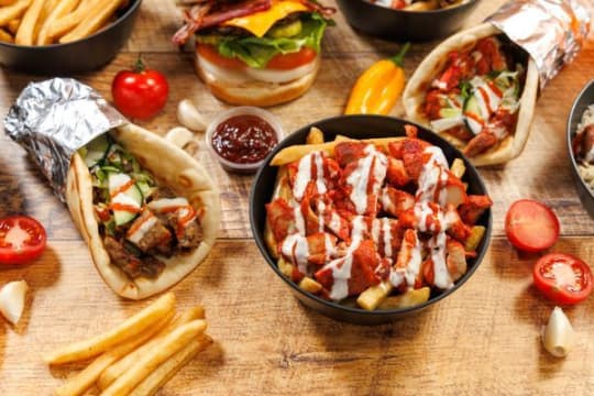 LABANESE BAKERY AND BURGER SHOP --CRAIGIEBURN --1P10875