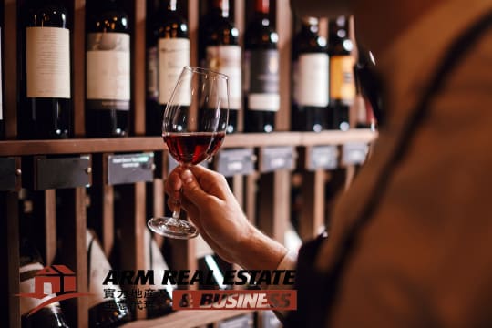 ​South Eastern Rare Drive-Thru Bottle Shop | Long Lease 5+5, TKG $35K PW