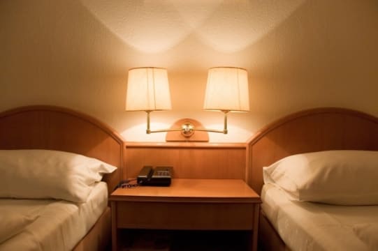 Accommodation - Hotel - Leasehold - Hotel - Tourist area of Blue Mountains - Netting over  $9,000...