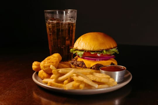 Lifestyle Takeaway Business Opportunity in the Blue Mountains