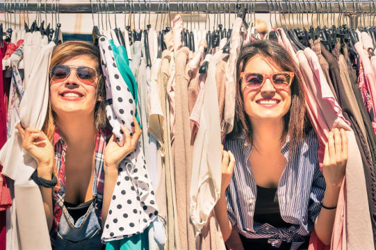 Long Established, Stylish Boutique in Beautiful Sunshine Coast Hinterland Town