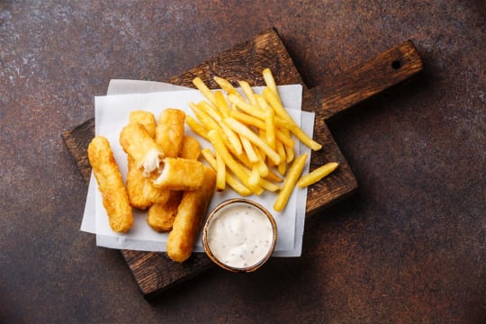 Busy Low Rent Fish And Chips Shop in Melbourne South East - Ref: 15369