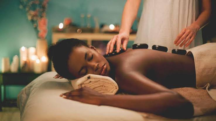 Hot Stone Massage 90mins