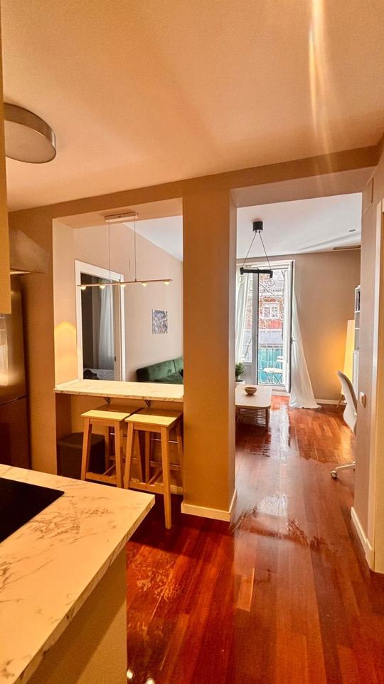 4233823-86e77d81_vvibk4