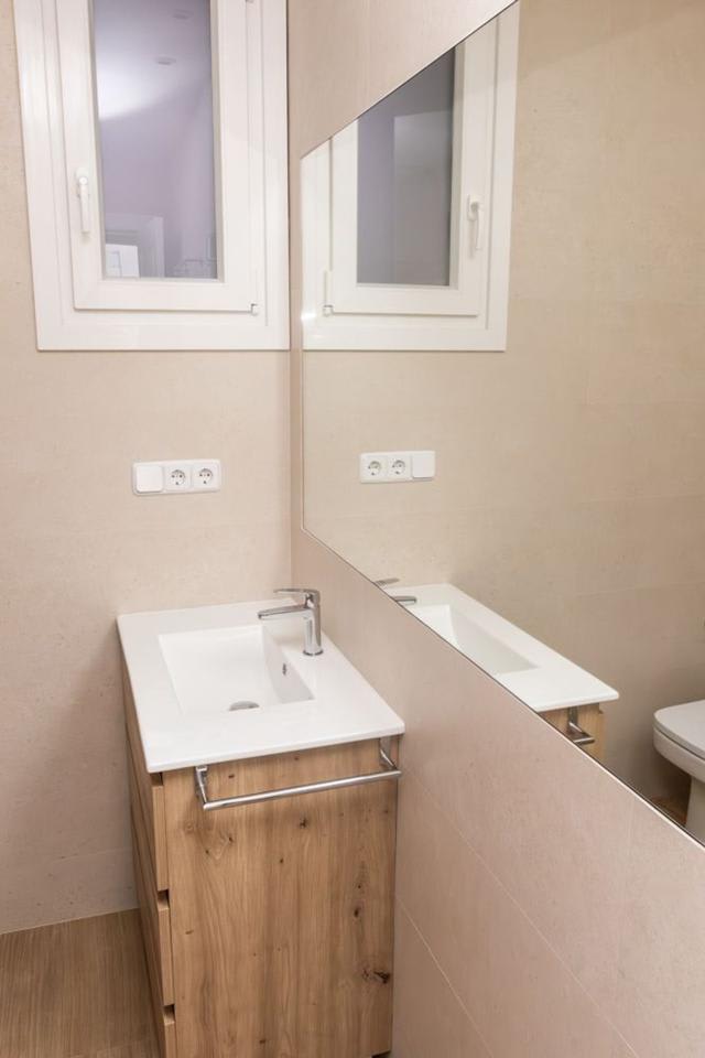 4226412-d39e5456_auhrnq