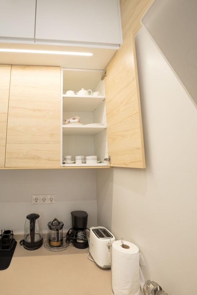 4240404-0957f08a_kan8fv