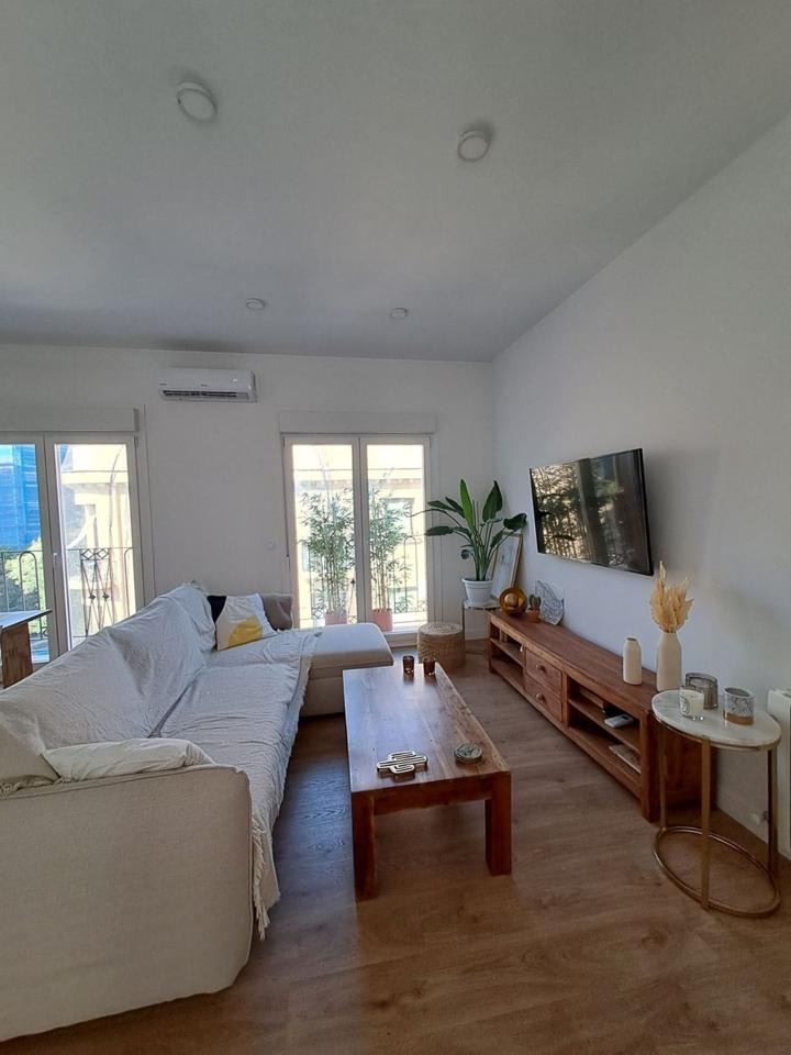 4208887-3ae8613b_sgmpbb