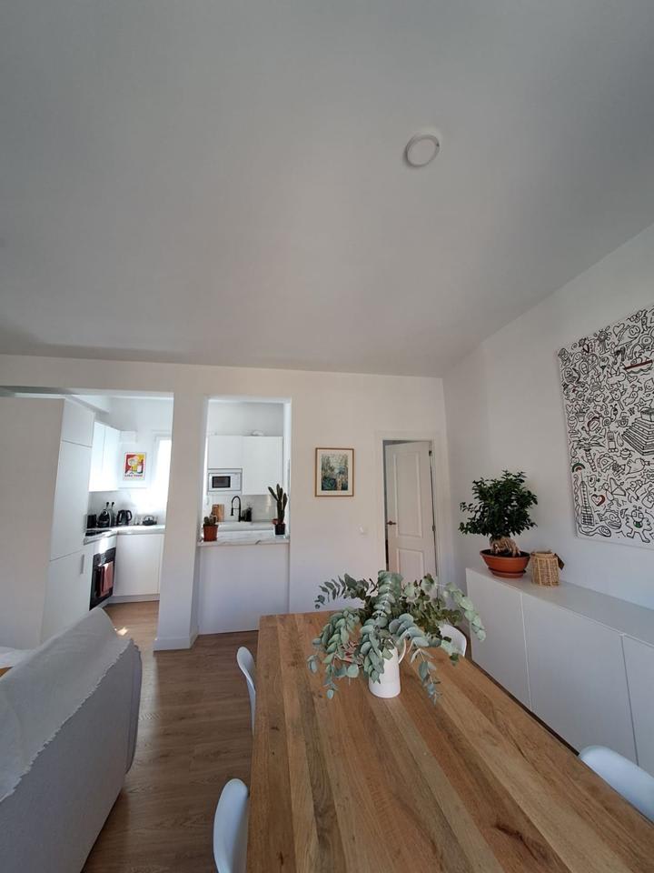 4208887-c7d9cb4f_tmumvk