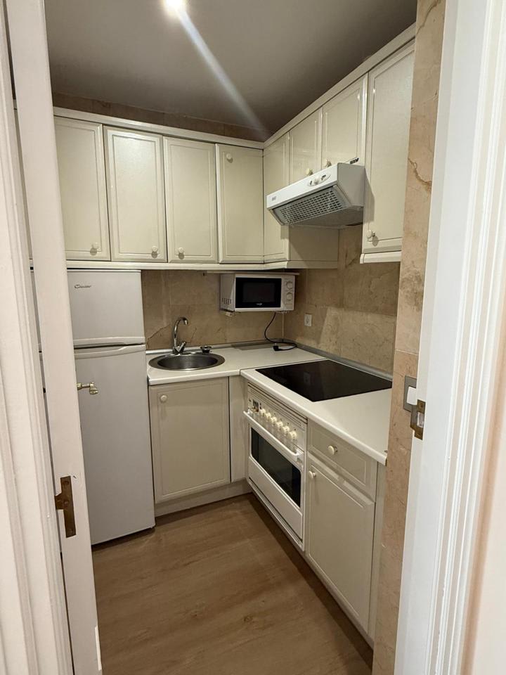 4213925-e7dcdbed_vecc5q