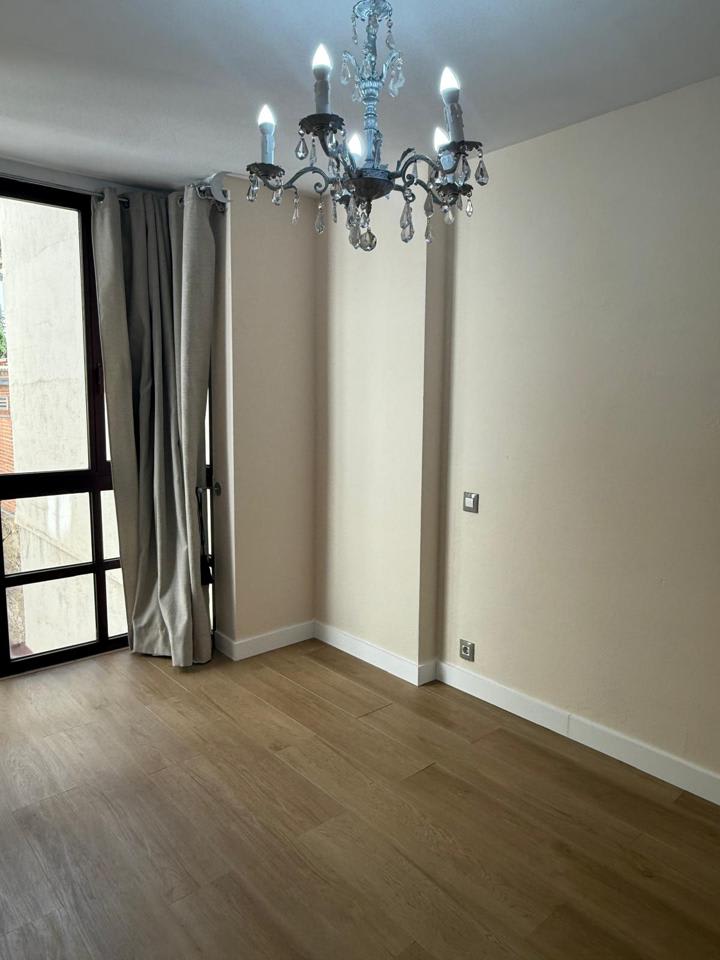 4213925-d8d3c17f_j0l5b7