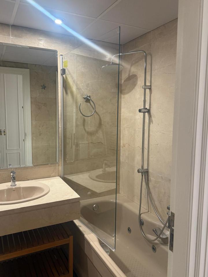 4213925-b699be6b_tuuojd