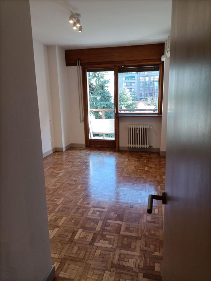 4214780-1d829475_nezeev