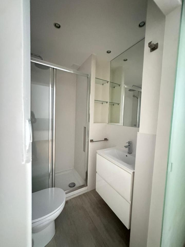 4216903-a5a15a57_e1jzak