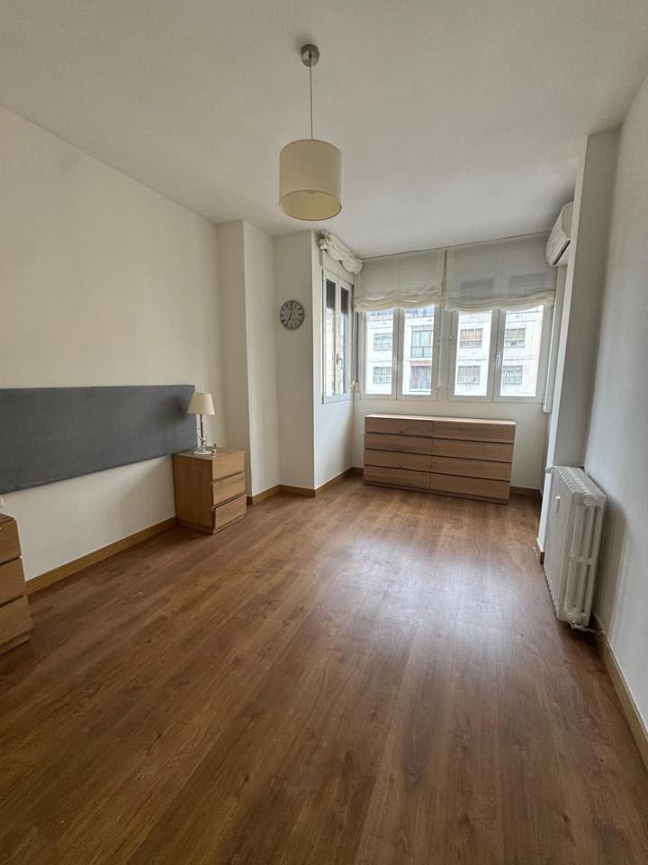 4216903-cc194fb6_v5wdo5